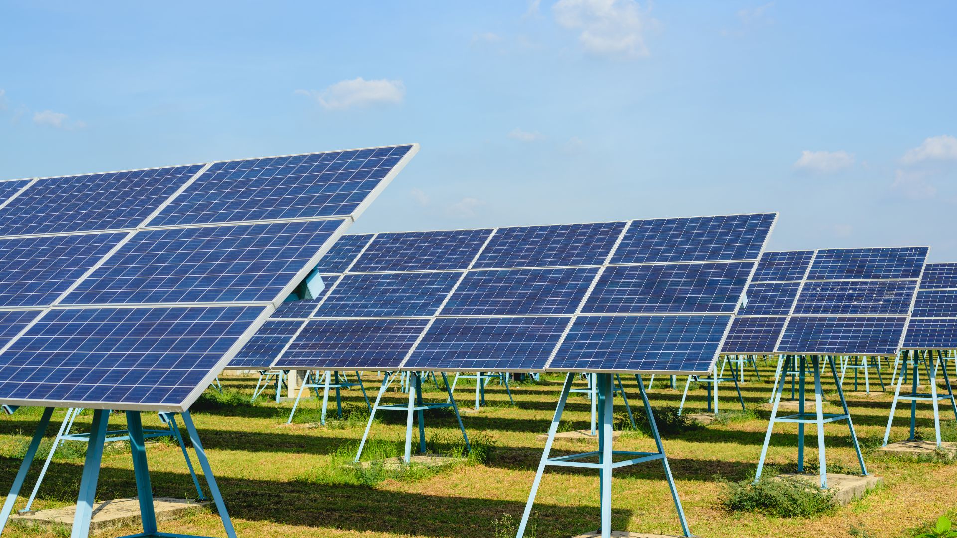 Solar installation on a commercial building